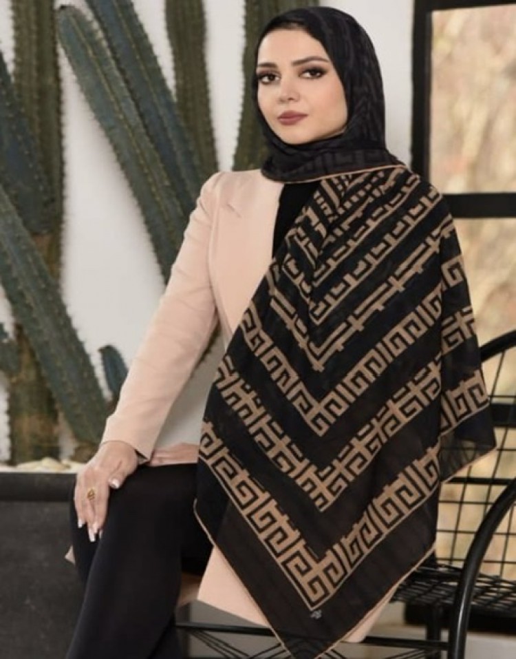 روسری دست دوز کرپ نخ code:246