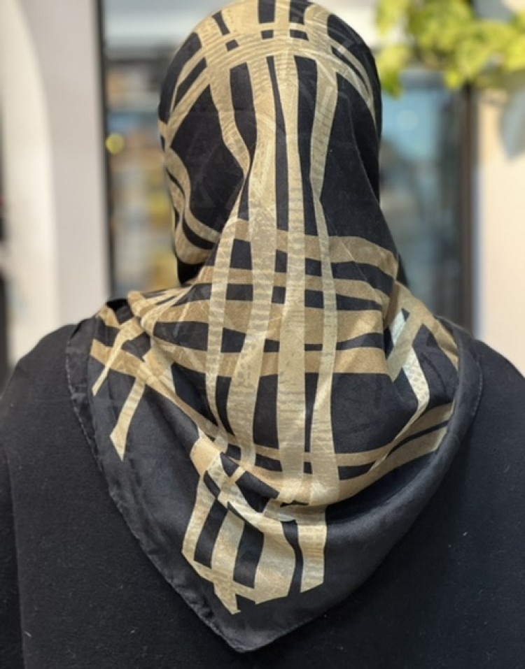 روسری نخی کرم مشکی code:1035