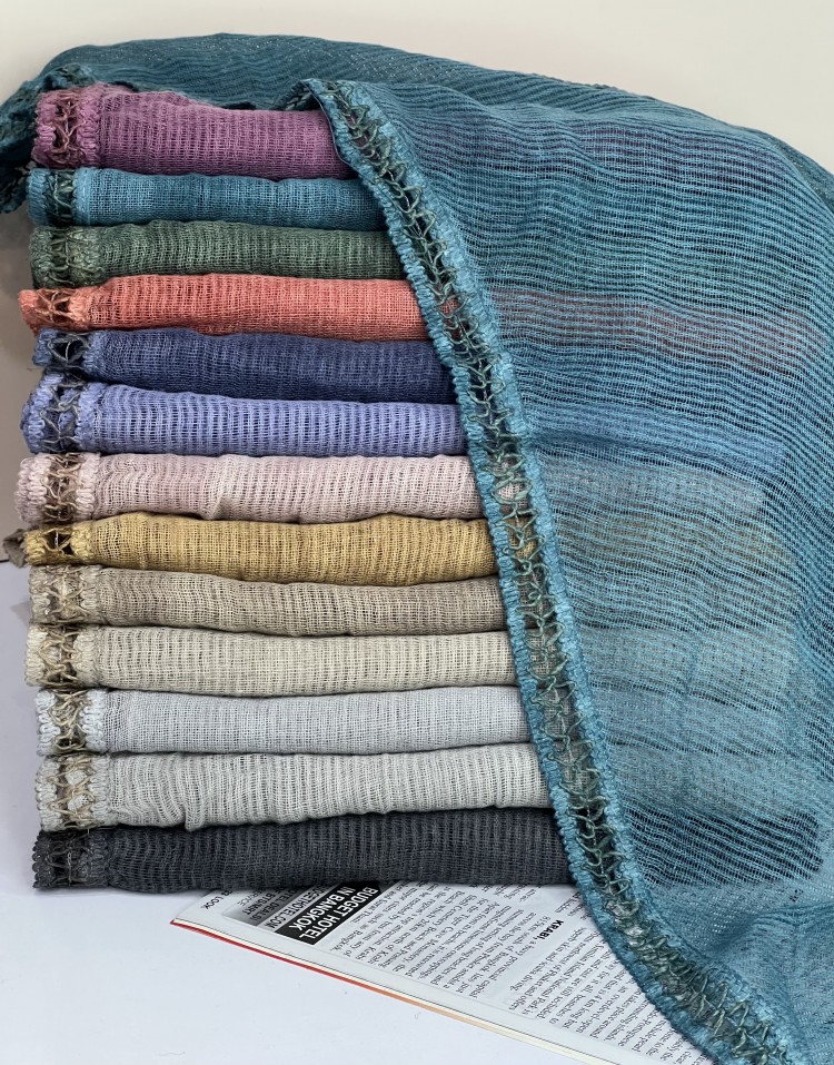 شال دور نوار کتان وارداتی (مدل ماهی)code:2369