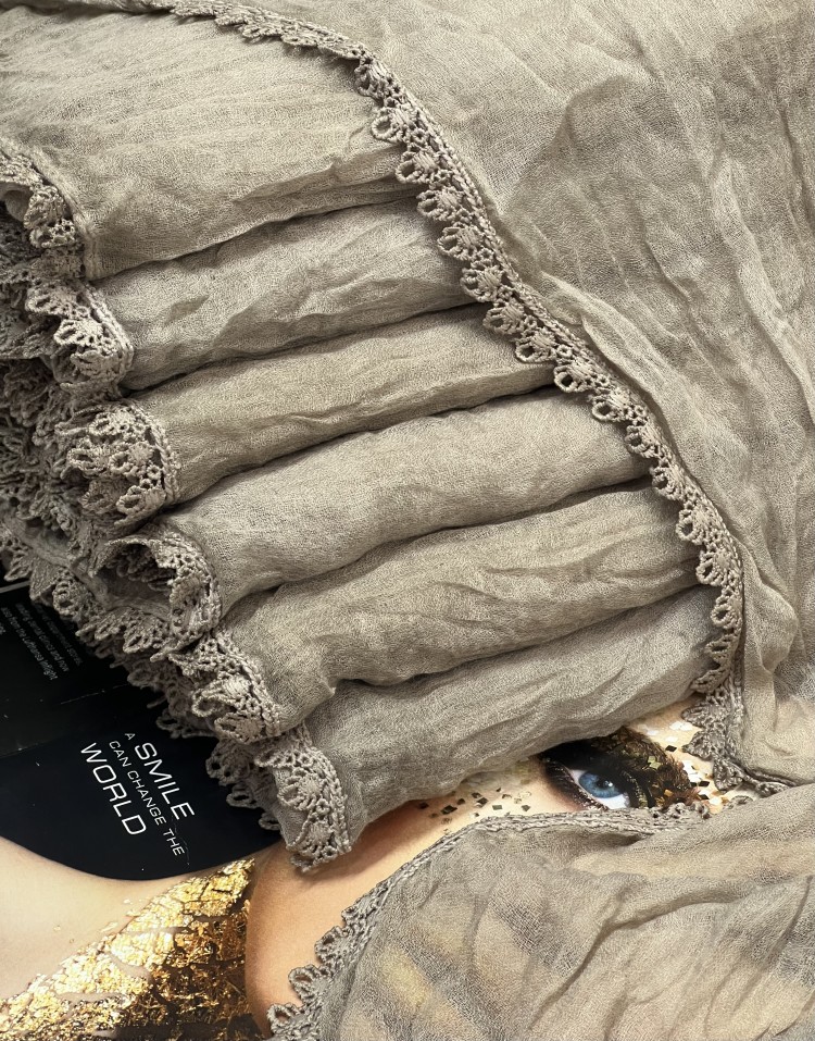 شال حریر نخ دور دانتل وارداتی code:2757