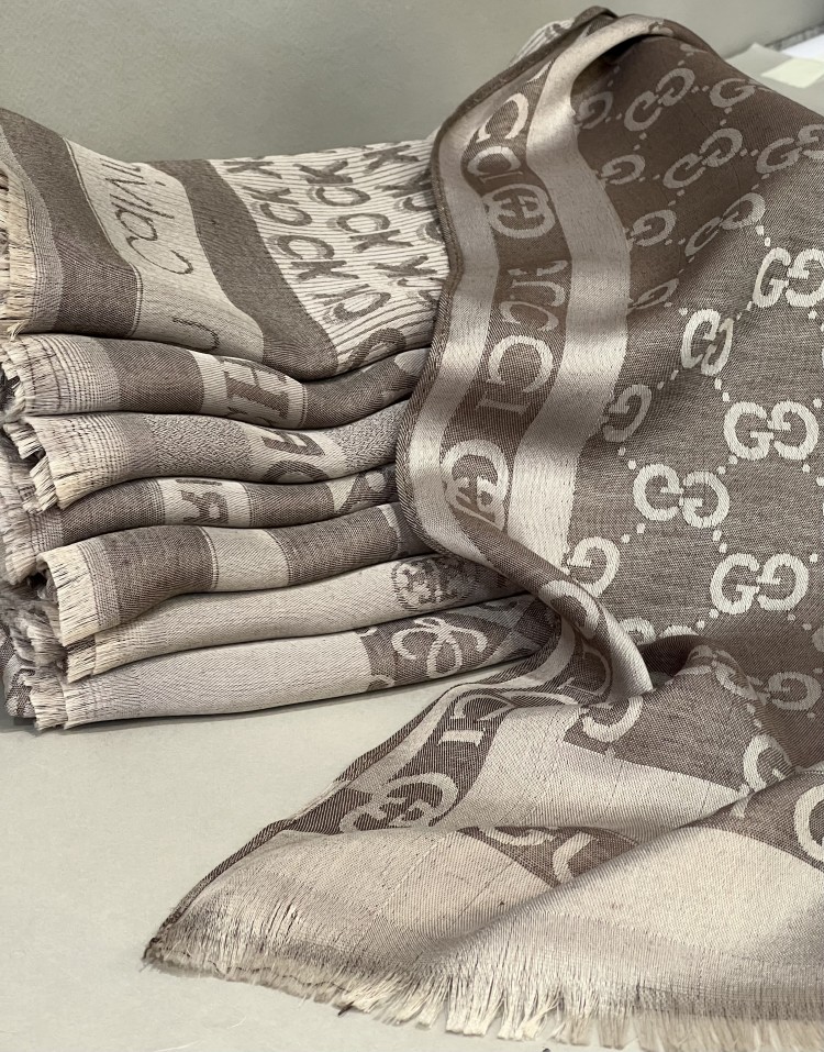 شال طرح مارک متنوع code:3297